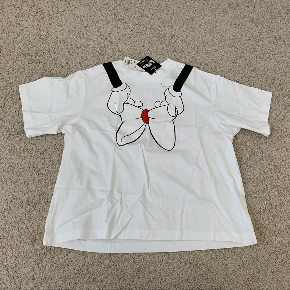 Uniqlo Minnie mouse T-Shirt, Size L, New with Tag